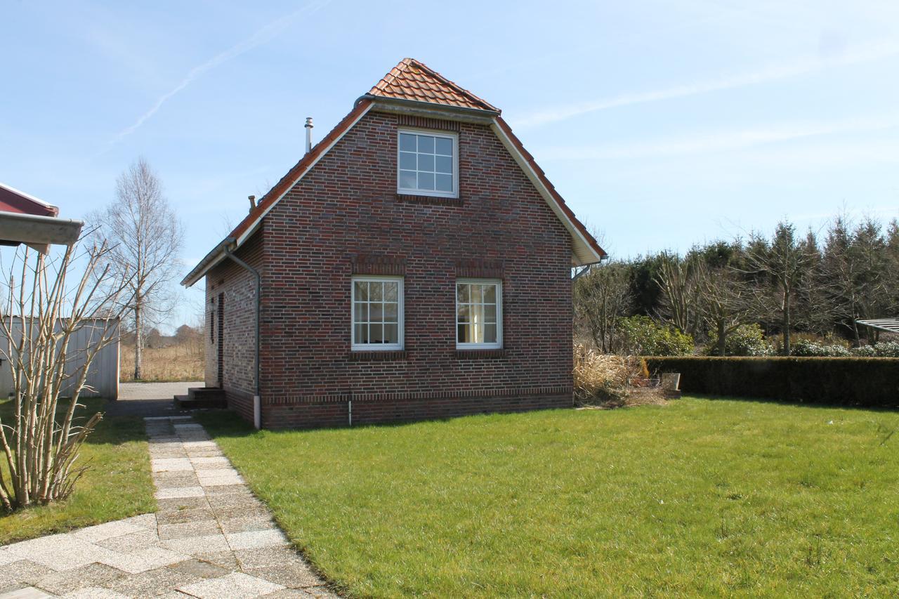 Villa Haus Fischkutter à Leezdorf Extérieur photo